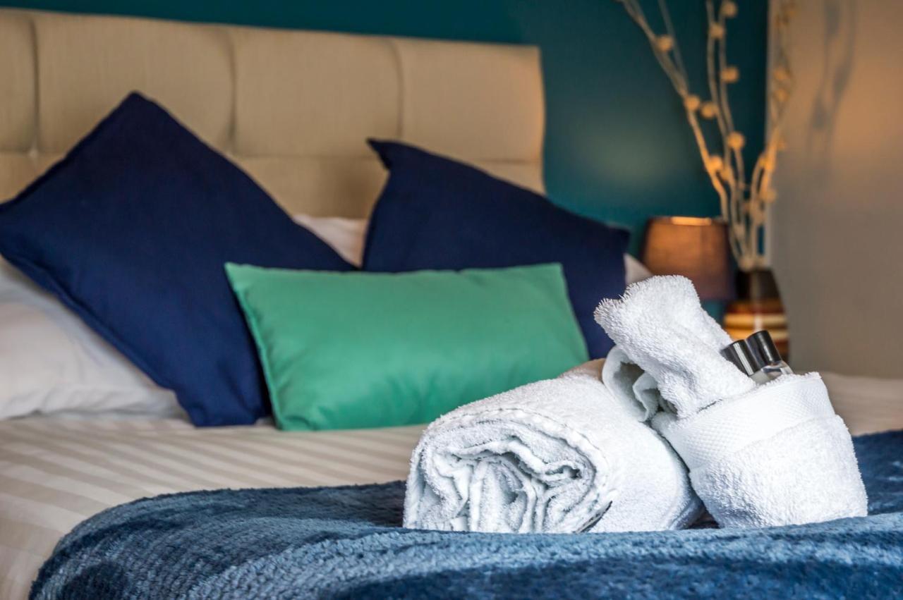 Parsonage Farm Inn Saint Florence エクステリア 写真