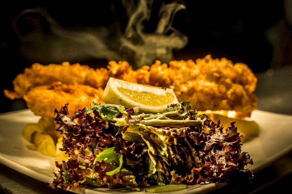 Parsonage Farm Inn Saint Florence エクステリア 写真