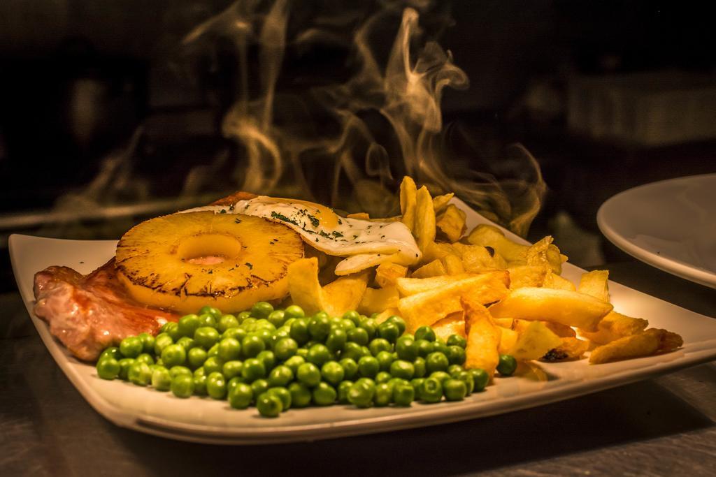 Parsonage Farm Inn Saint Florence エクステリア 写真