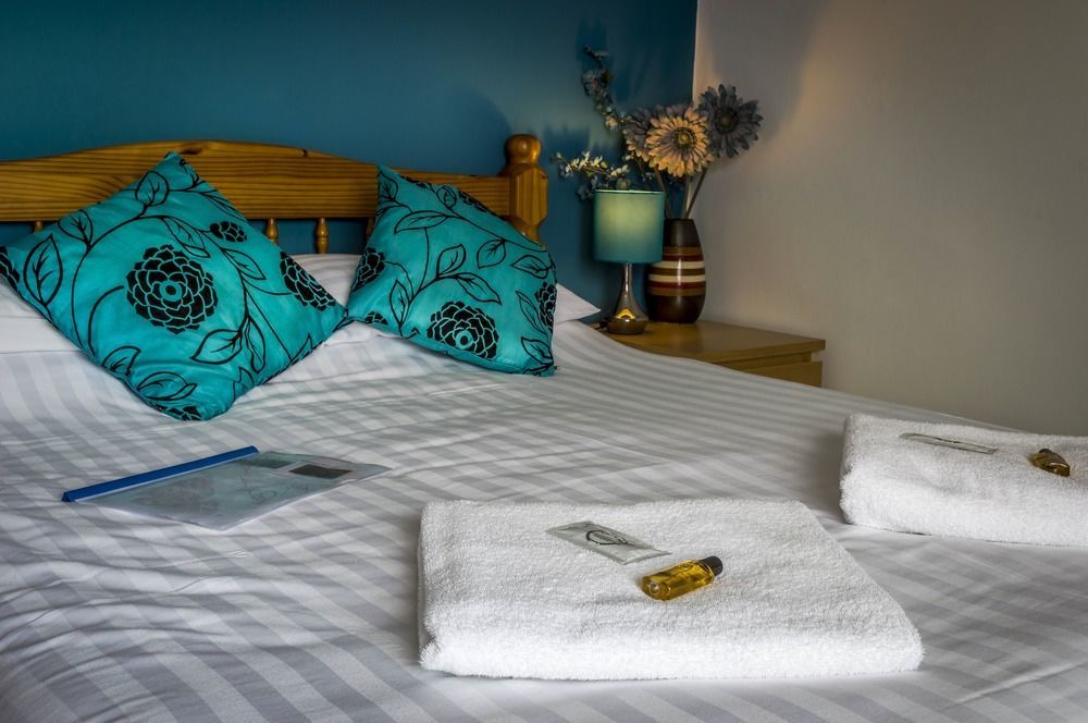 Parsonage Farm Inn Saint Florence エクステリア 写真