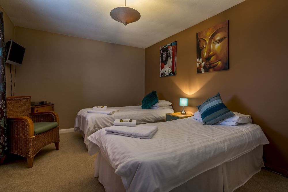 Parsonage Farm Inn Saint Florence エクステリア 写真