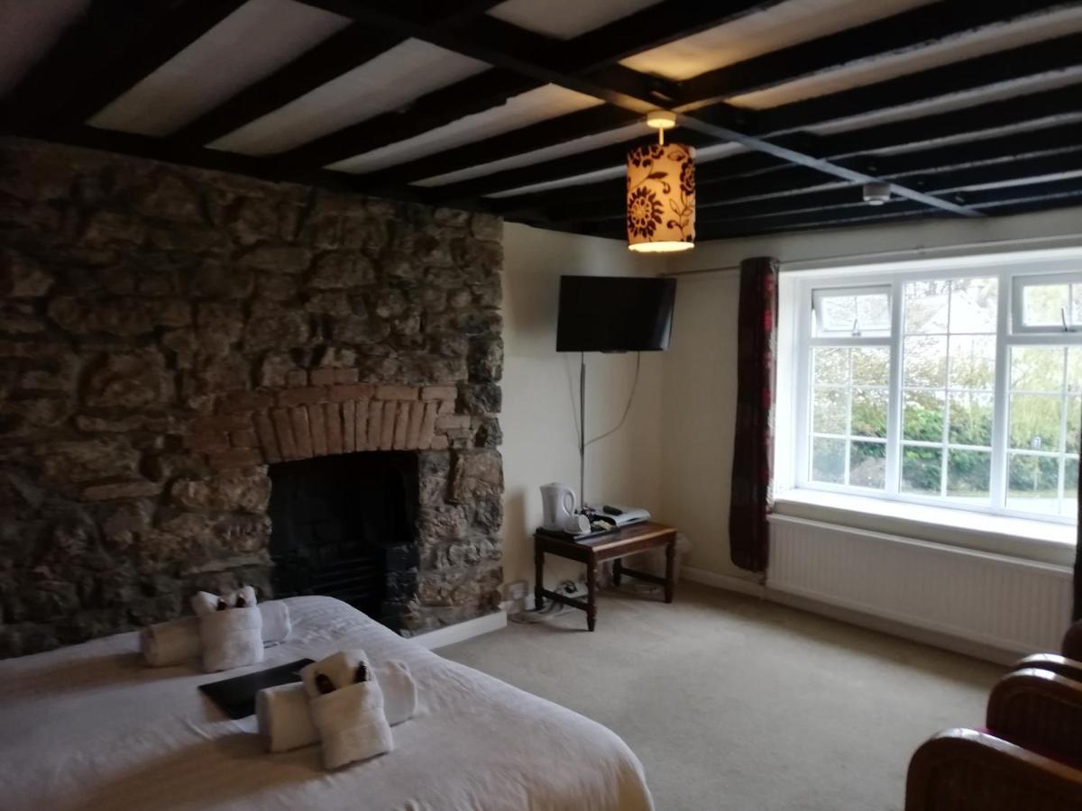 Parsonage Farm Inn Saint Florence エクステリア 写真