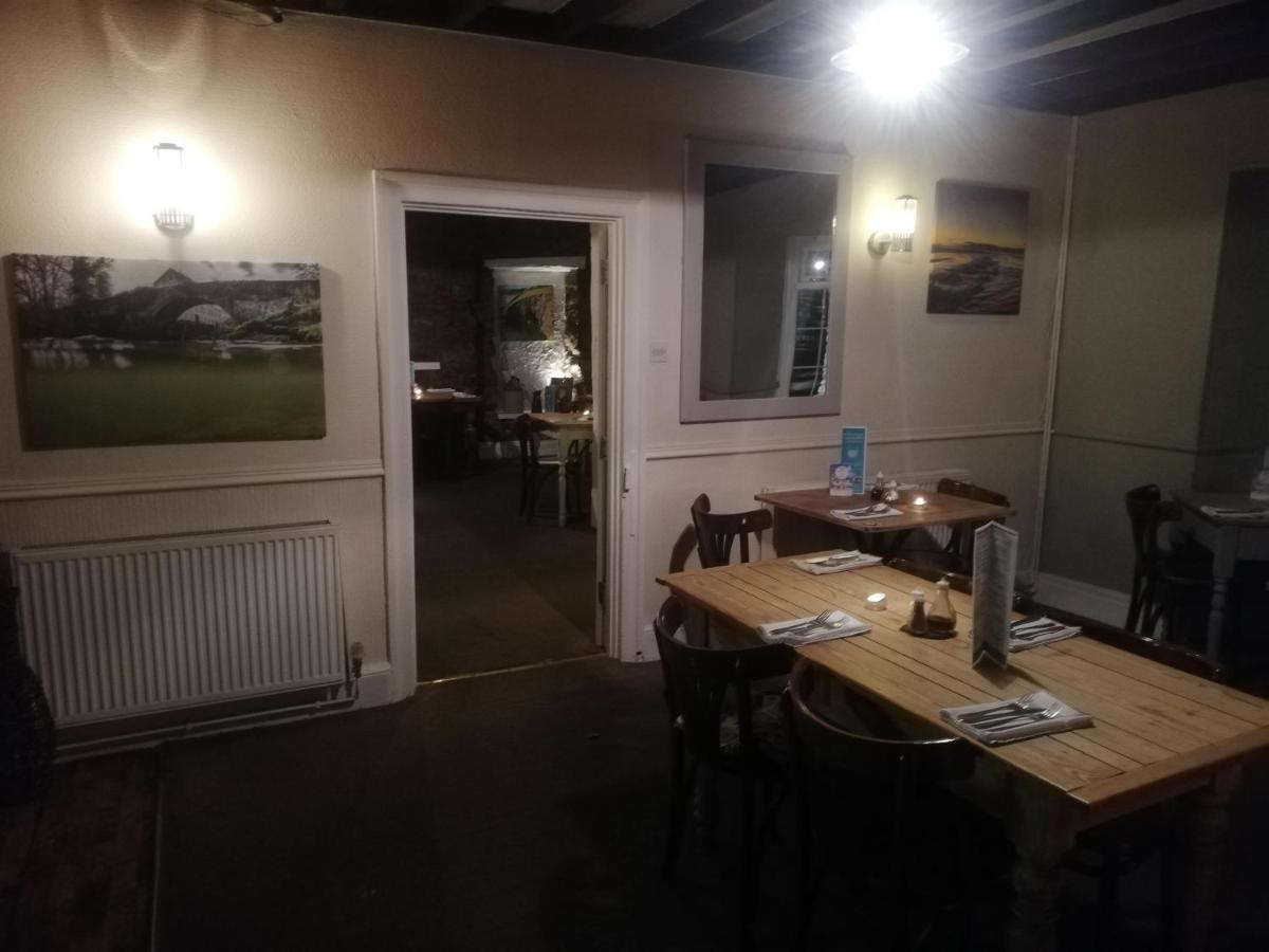 Parsonage Farm Inn Saint Florence エクステリア 写真